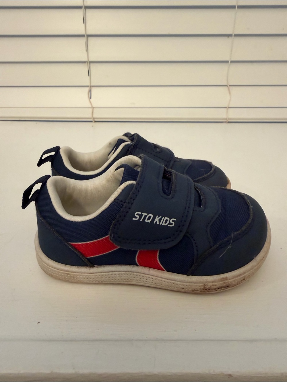 STQ KIDS Toddler Wide Toe Box Shoes